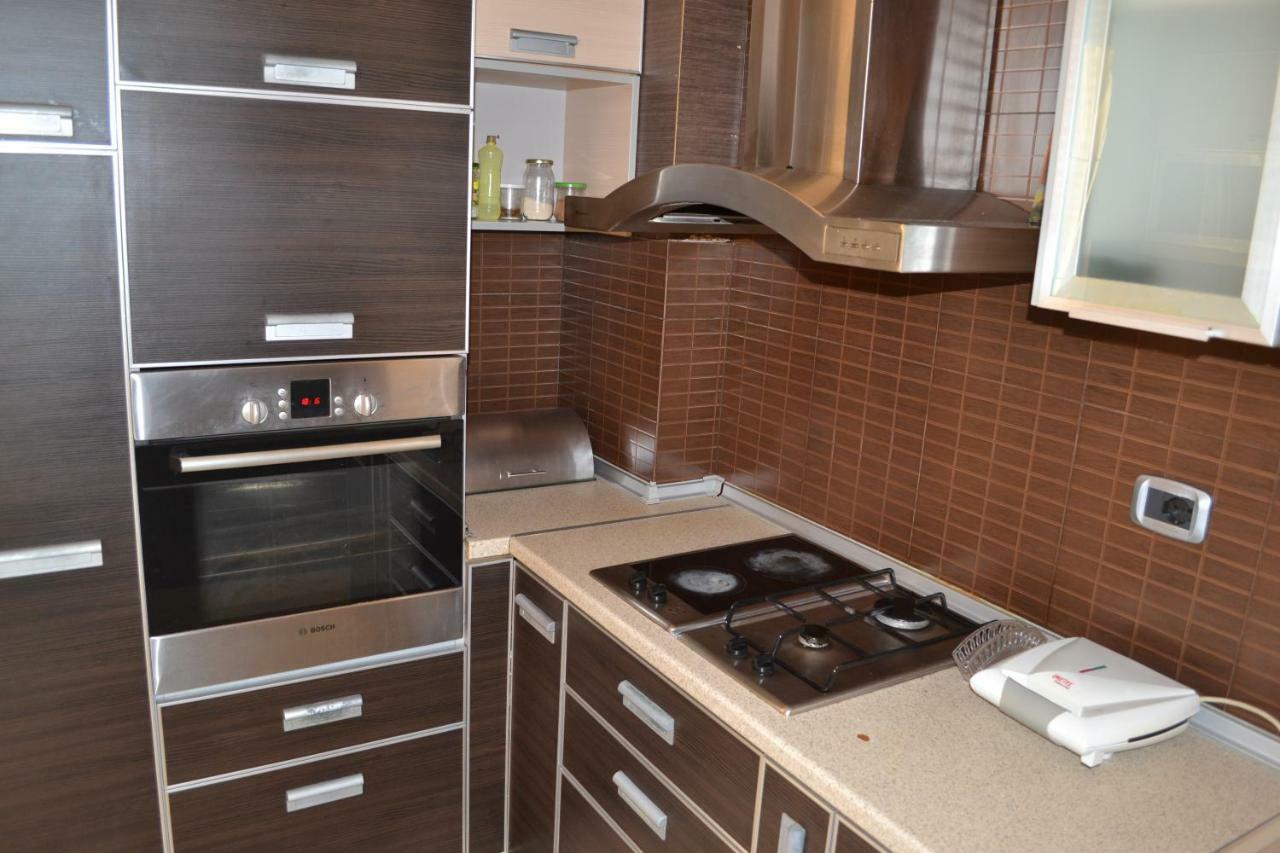 Penthouse Terrace 4 Bedrooms Apartment Vlore Exterior photo