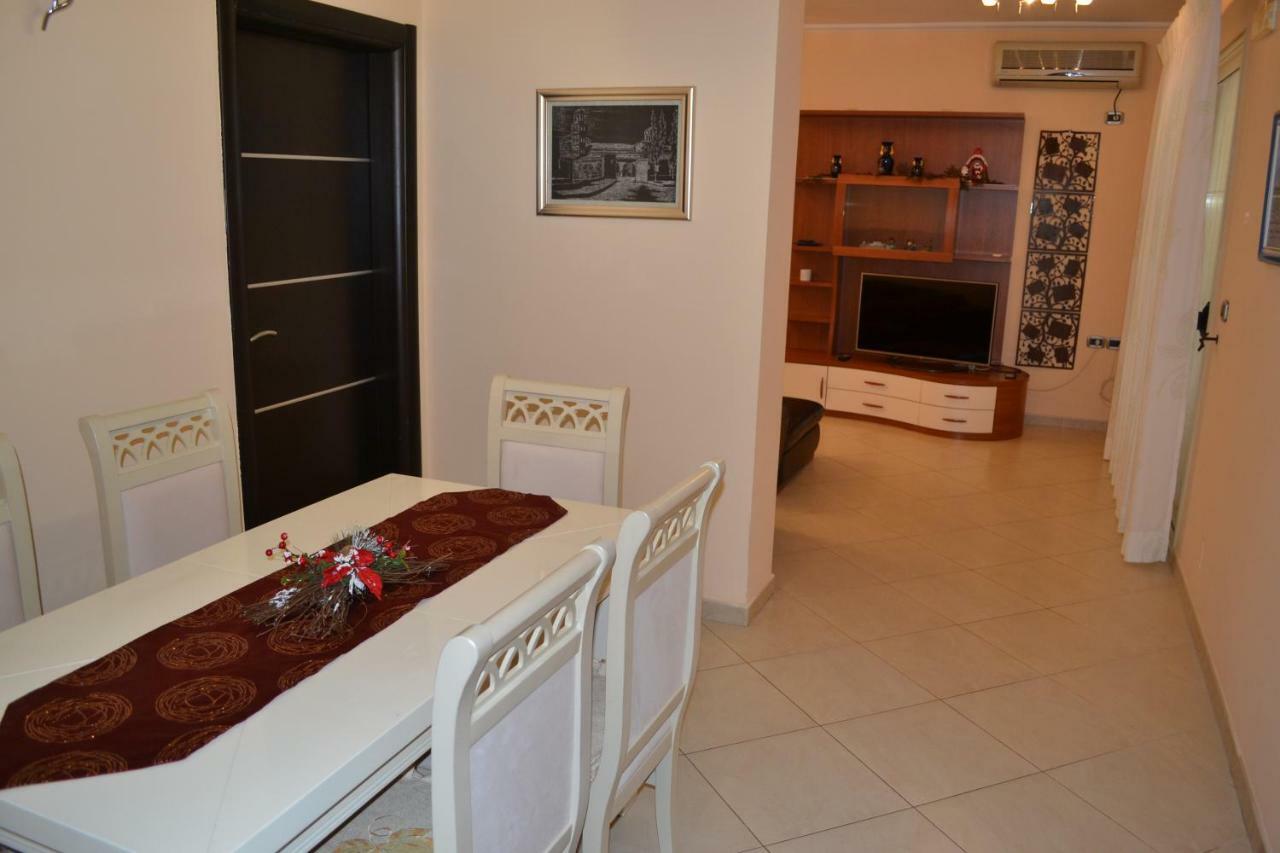 Penthouse Terrace 4 Bedrooms Apartment Vlore Exterior photo