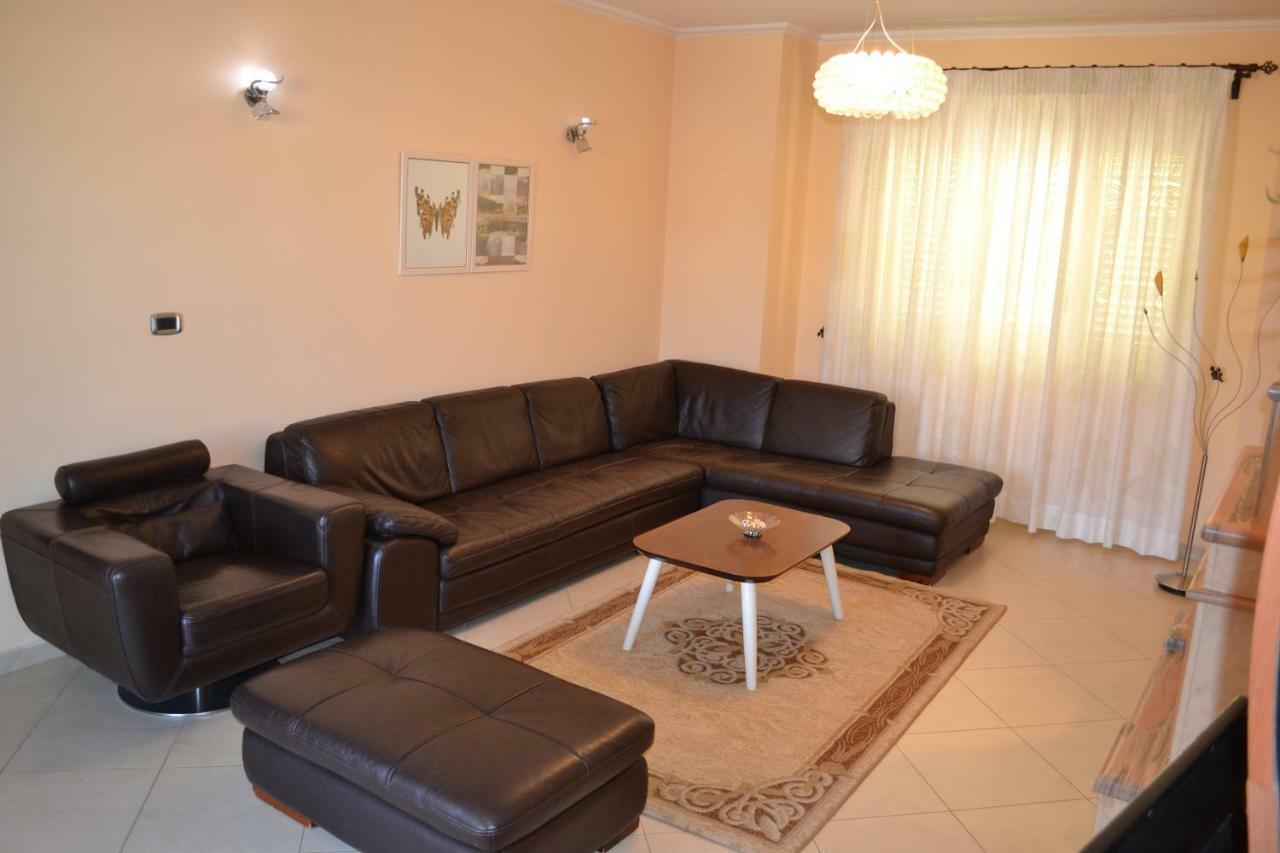 Penthouse Terrace 4 Bedrooms Apartment Vlore Exterior photo