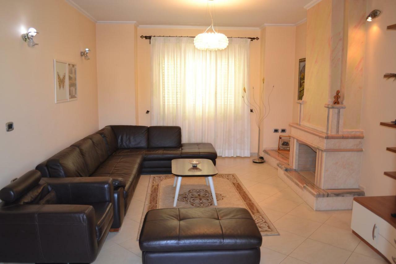 Penthouse Terrace 4 Bedrooms Apartment Vlore Exterior photo